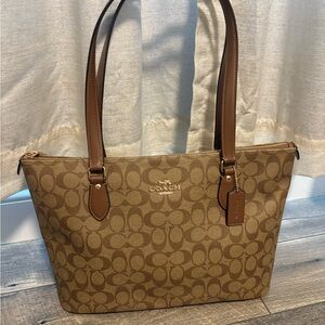 SOLD Coach Gallery Tote
